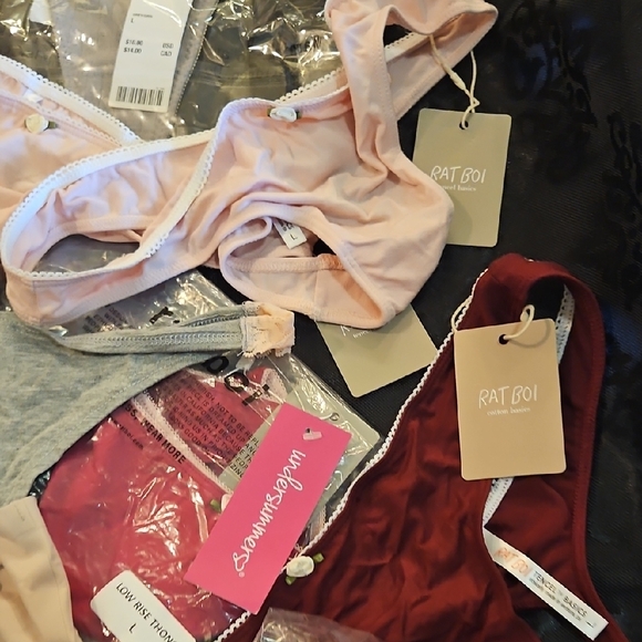 Multibrand Multicolor Panties Collection - Picture 6 of 6